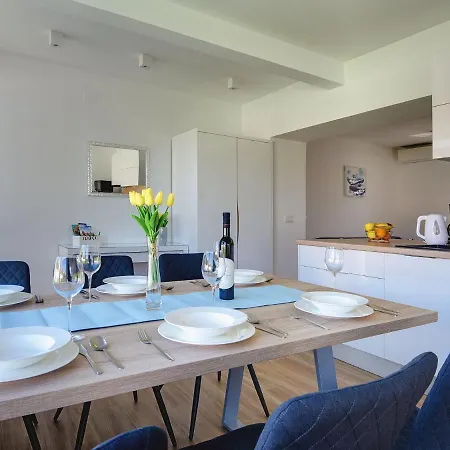 Spacious In Semesterbostad *
