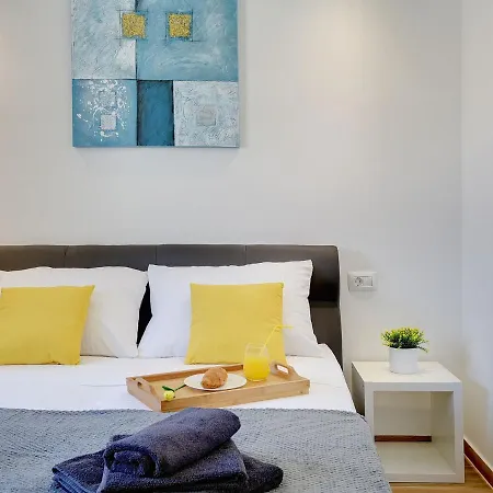 Spacious In Semesterbostad Valbandon